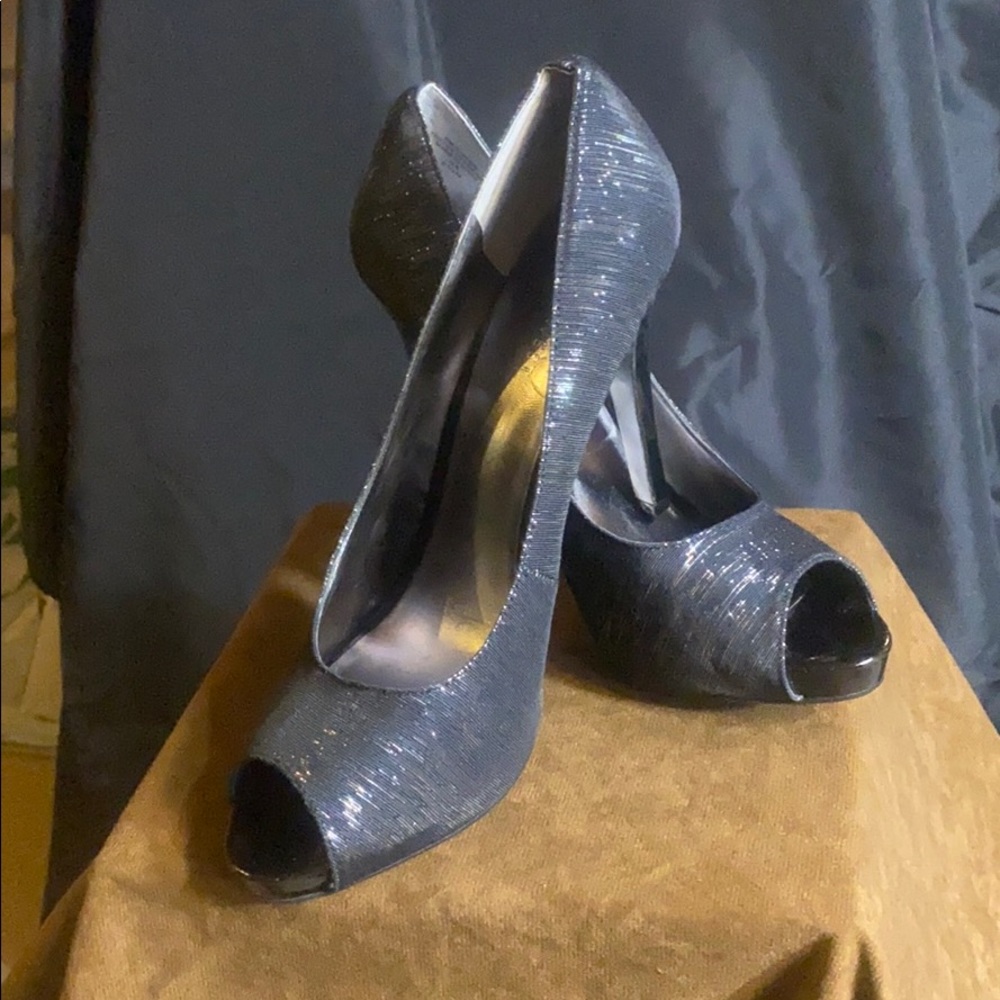 Brand New Nine West Platform heels